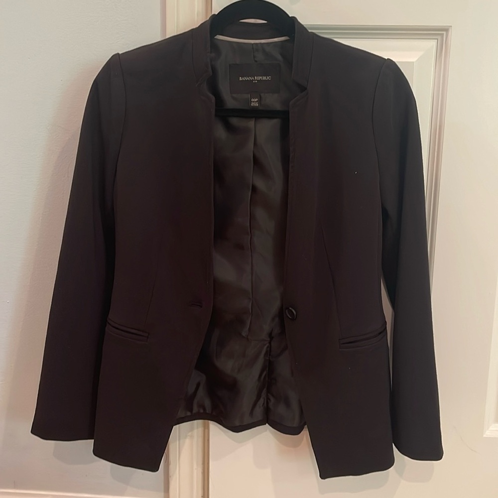 Banana Republic Blazer - Black 00P (runs slightly large)